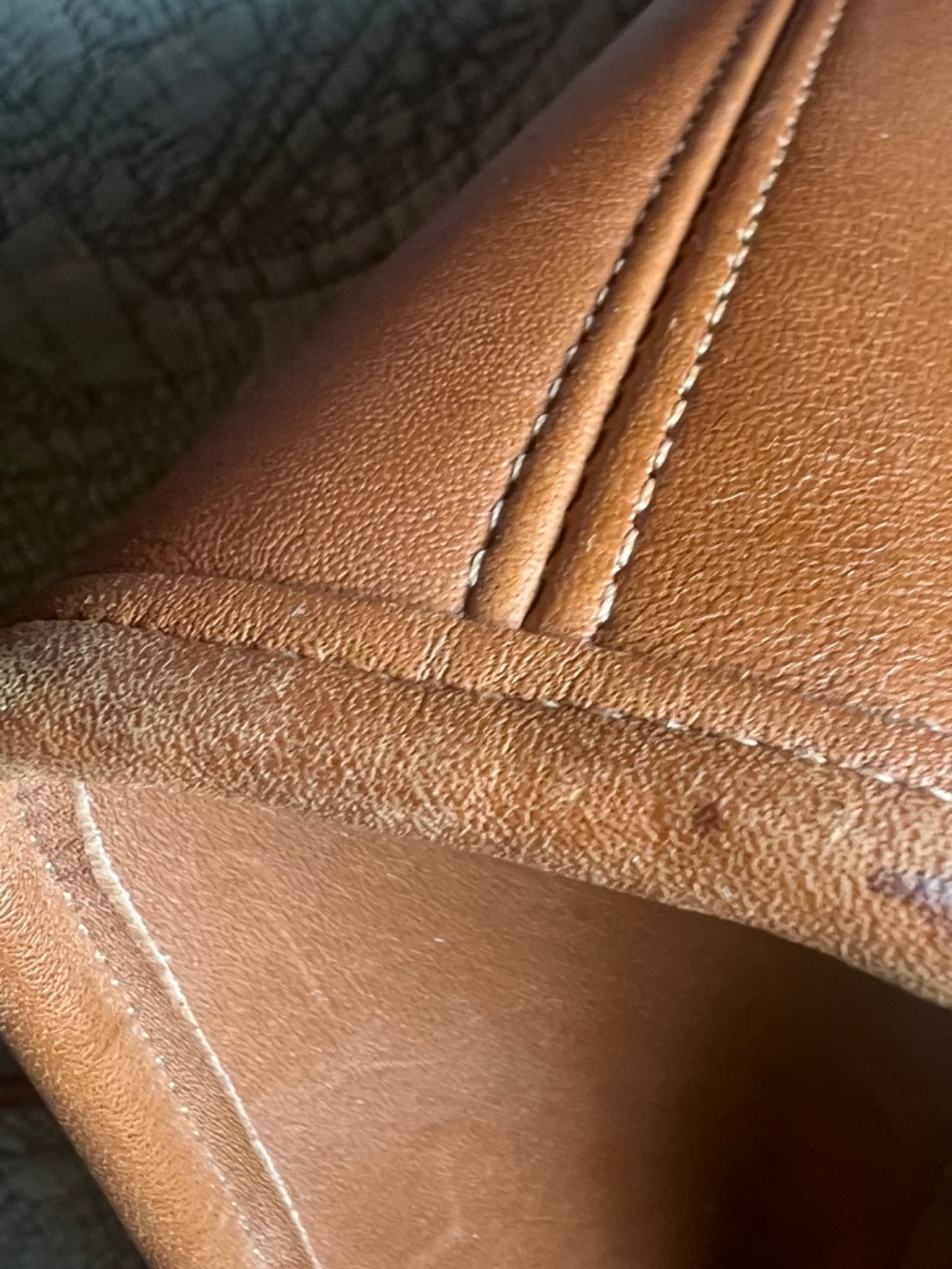 Vintage Coach Legacy Scooter 9893 Tan Brass Kiss Lock Leather Bag with No Tag - Picture 10 of 14